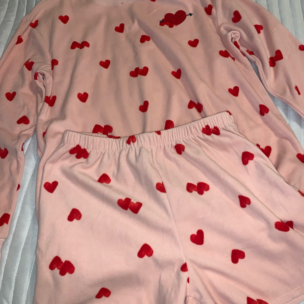 Carter's Women’s Pink Pajama Set with Red Hearts XS - Picture 2 of 6